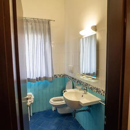 Insteia Otel 3*