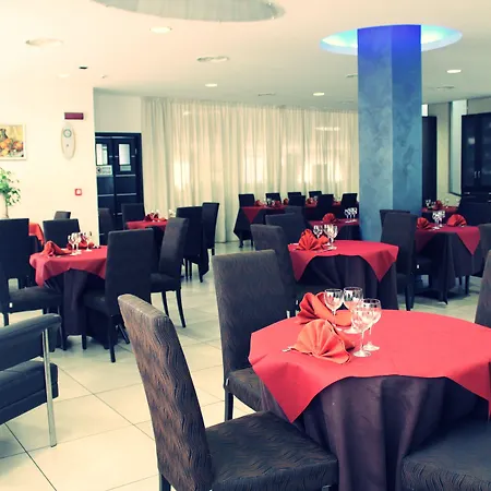 Hotel Insteia 3*