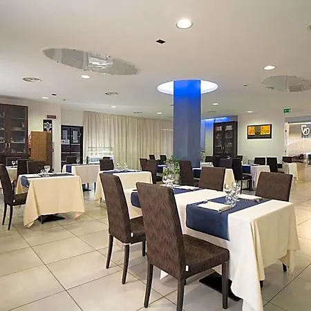 Insteia Hotel