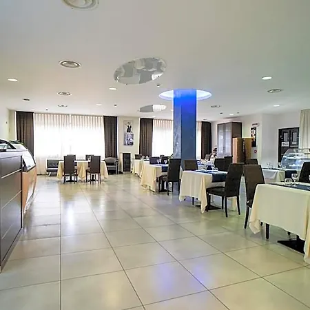 Insteia 3* Polla