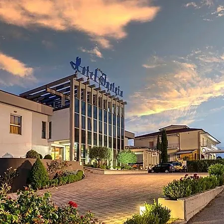 Hotel Insteia 3*