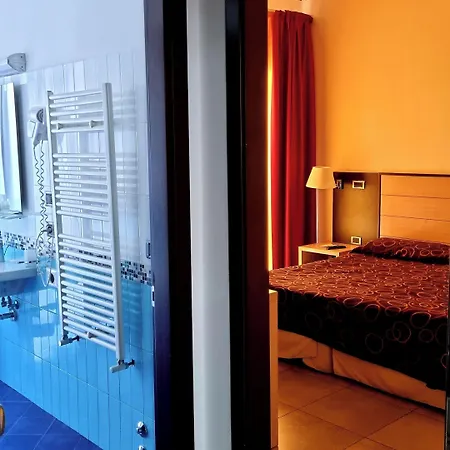 Hotel Insteia 3*
