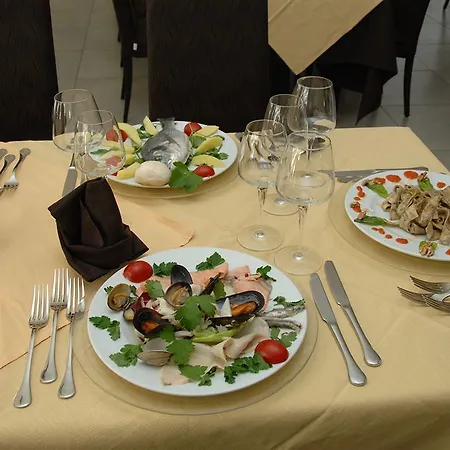 Hotel Insteia 3*