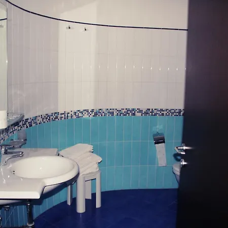 Ξενοδοχείο Insteia Polla