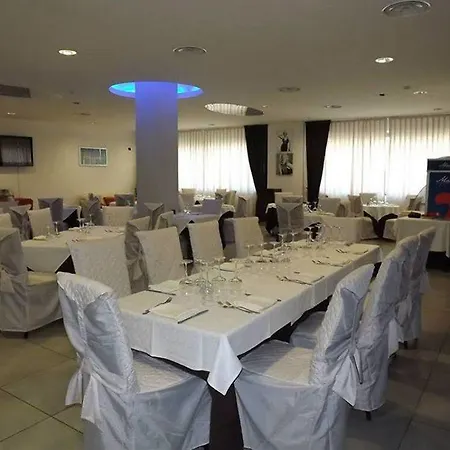 Ξενοδοχείο Insteia 3*