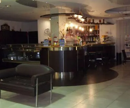 Ξενοδοχείο Insteia